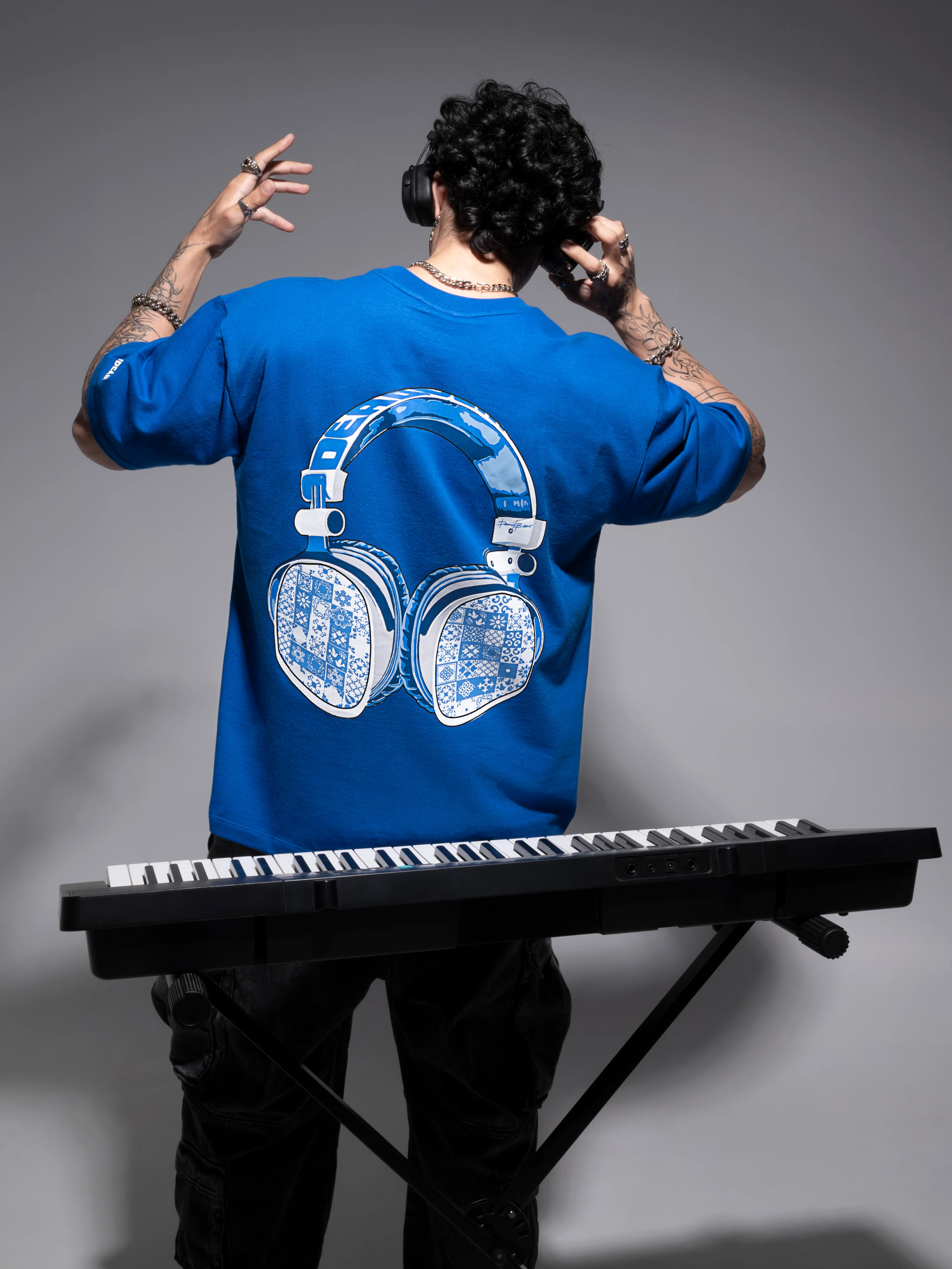 The Headphone Tee Royal Blue - Image 7